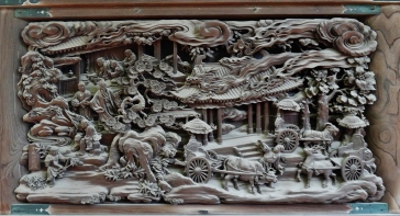 Shibamata Taishakuten temple wood carving