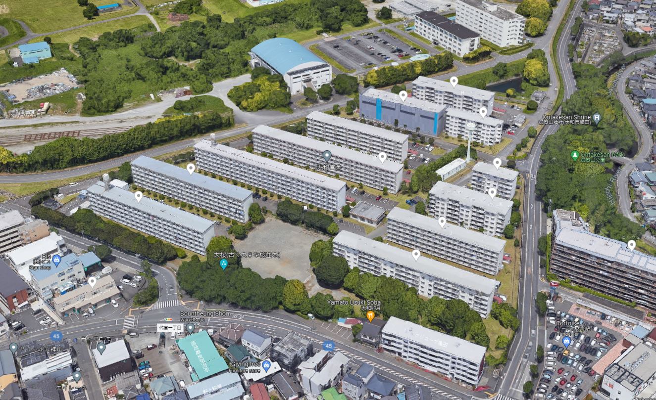 Company and government employee housing in Tokyo and Japan